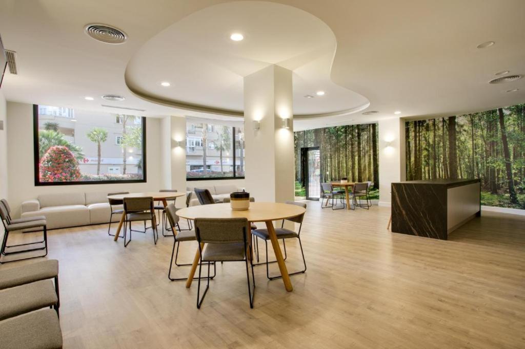 Keywise Family Luxury Infinity Beach & Golf Estepona Exterior photo
